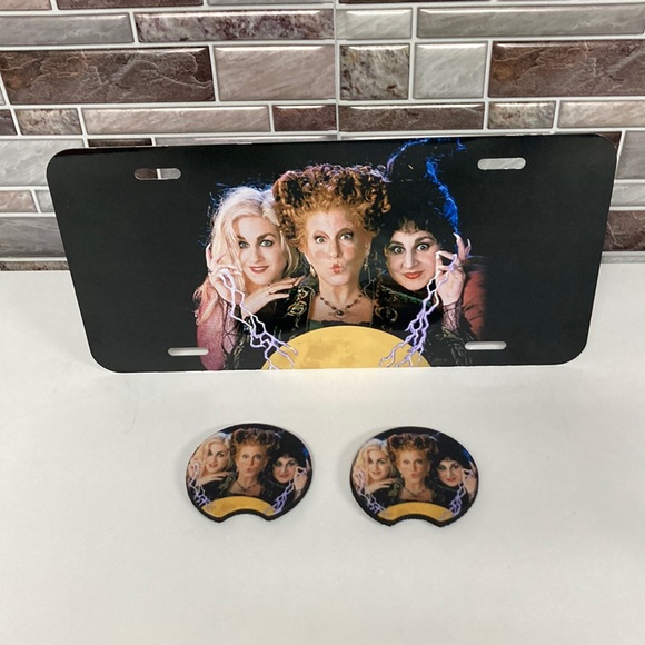 Hocus Pokus License Plate With Cup Holder Pads - Picture 1 of 3